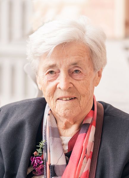 Elfriede Länglacher